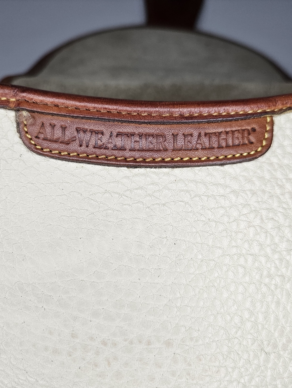 Vintage Dooney & Bourke All Weather Leather Essex Crossbody Bag, Made in USA! - Picture 12 of 16